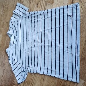 (M) Nautica Slim Fit Striped V Neck T-Shirt Casual Classic Streetwear Comfy